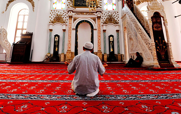 Allah`ın İbadete İhtiyacı Yoksa Niçin Bizden İbadet Etmemizi İstiyor?