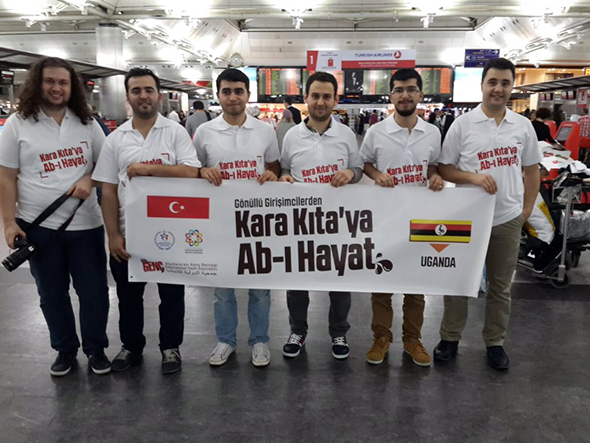 Kara Kıta`ya "Âb-ı Hayat" Oldular!