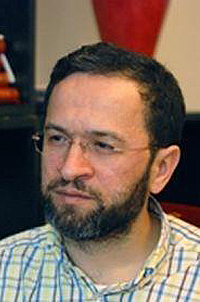 Metin Karabaşoğlu`na Unutamadığı Kitapları Sorduk...