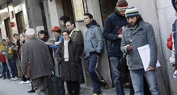 Mezuniyetin Verdiği Dayanılmaz Hafiflik: İşsizlik