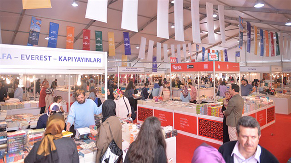 Üsküdar`a 4. Kez Kitap Fuarı Geliyor