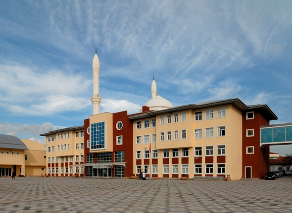 İmam Hatiplinin Aşkı Başkadır