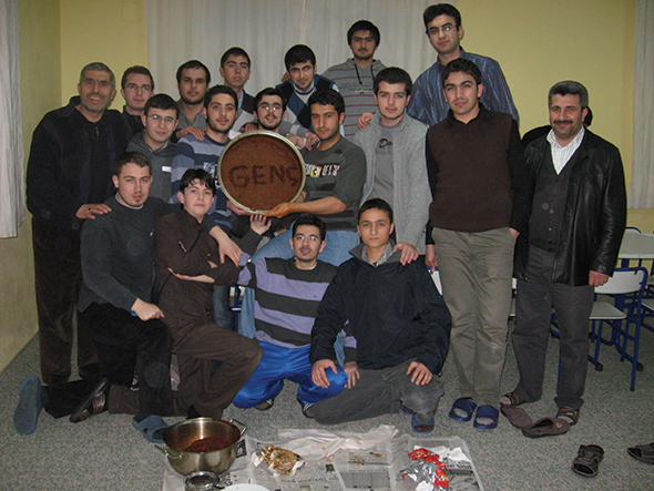 Muhabbet Zevkini Tattık...