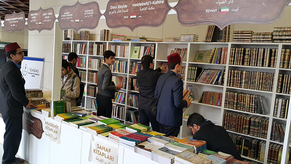 Yeni Dünyalar Keşfetmek İçin: Arapça Kitap Fuarı