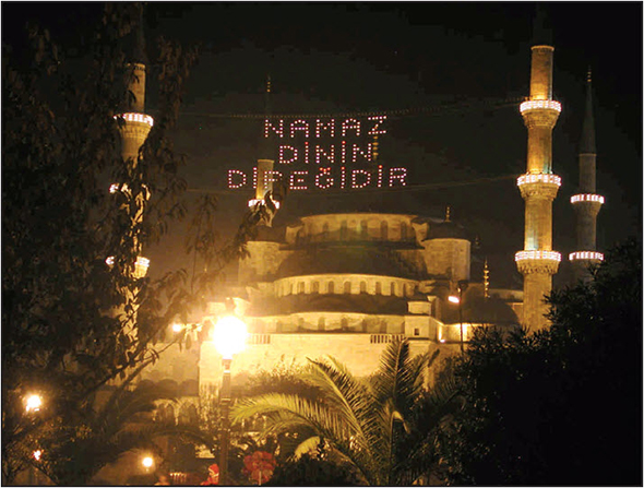 Çepeçevre Sarıyor Hayatımızı