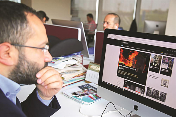 Herkes Bu Mecraya Buyursun