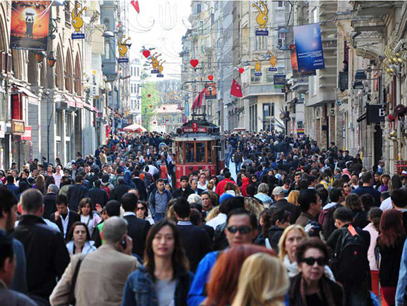 Gittikçe Azalıyoruz