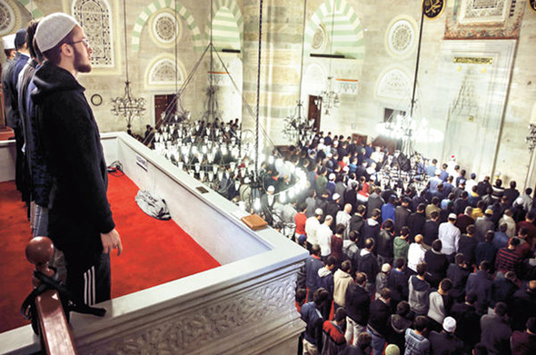 Diyanet`ten Camilere Gençlik Kolu Geliyor