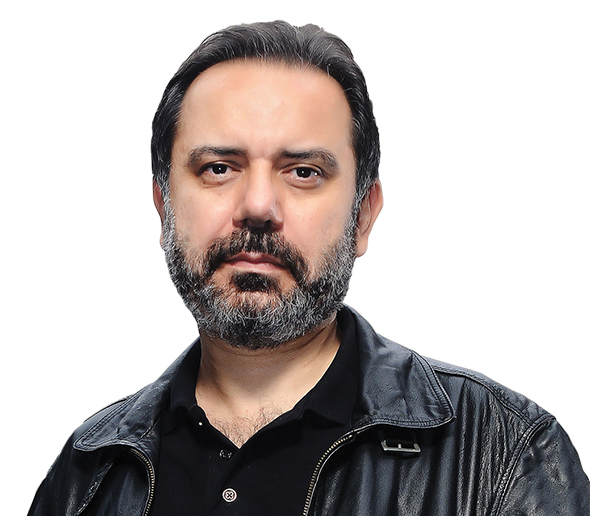 Okuru En Az Bizim Kadar Zeki Görmeliyiz