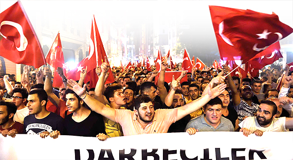 15 Temmuzun Anlamı Tekbir ve Saladadır