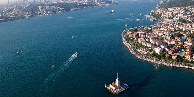 Üsküdar`ın Sahilinden Adım Adım İstanbul